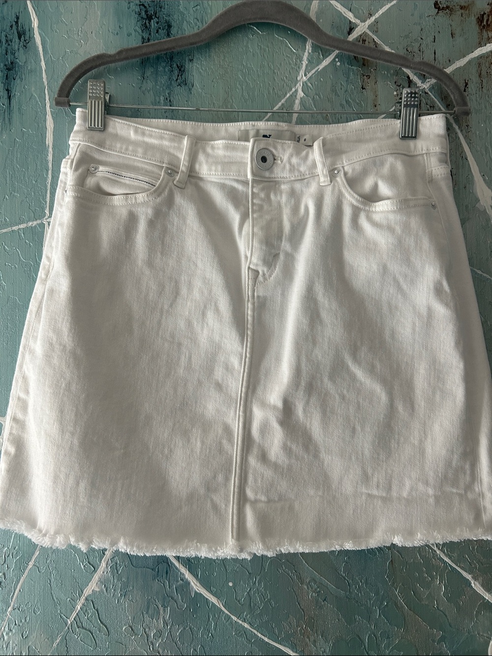 Vineyard Vines White Denim Mini Skirt with Frayed Hem